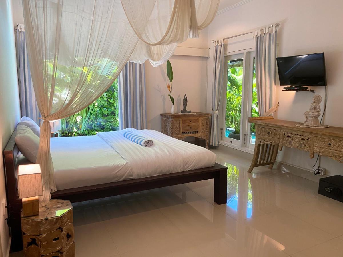 Villa Lily Seminyak Ngoại thất bức ảnh